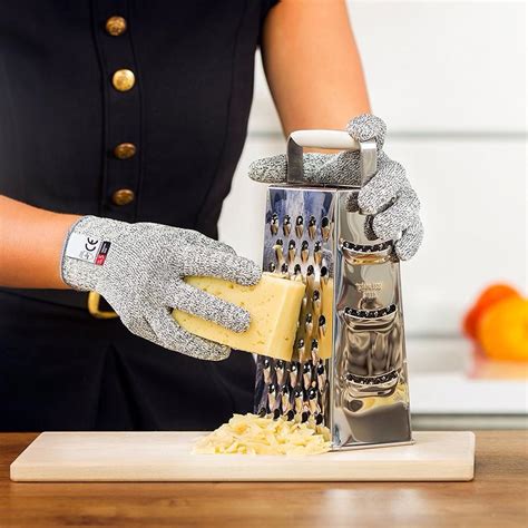 Cut Resistant Kitchen Gloves - Pama Goods