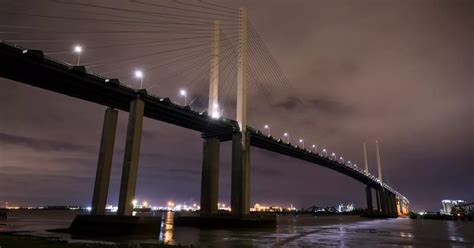 Dartford Crossing At Night / The cheapest way to get from london to dartford crossing costs only ...