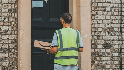 Amazon workers in UK set to stage a three-day strike over pay dispute