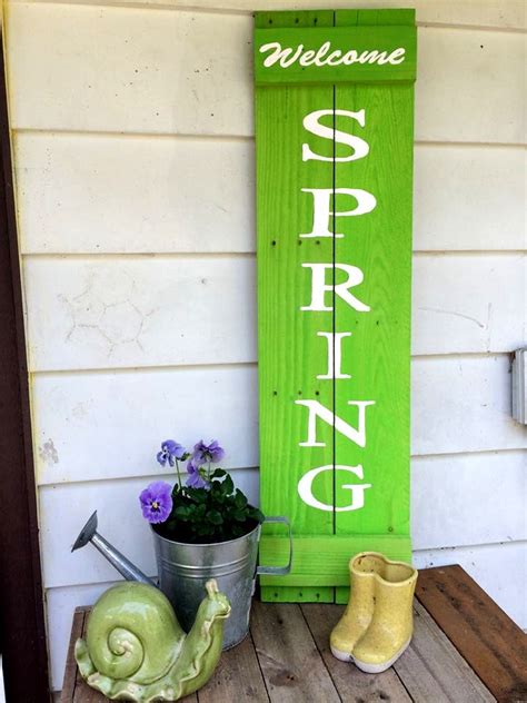 Pallet Projects: Green Painted Pallet SPRING wall Art - 300 Pallet ...