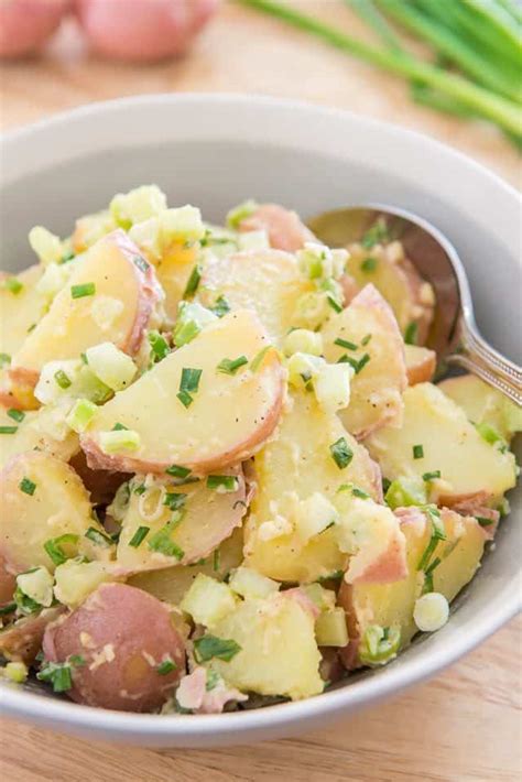 Red Potato Salad (Easy Red Bliss Recipe) - Fifteen Spatulas