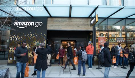 A Check-Out-Free Amazon Grocery Store Is Reportedly Coming To NYC