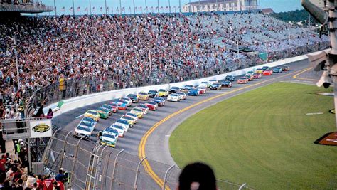 10 best places to watch a NASCAR race