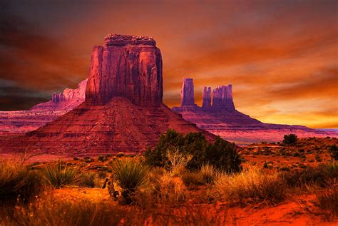 Monument Valley Sunset Photograph by Harry Spitz