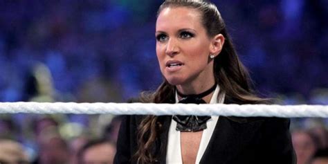 Stephanie McMahon Provides Sneak Peek Of Her WrestleMania 34 Attire (Photo ...