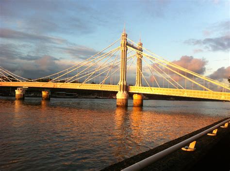 Battersea Bridge | Bridge, Greater london, Golden gate bridge