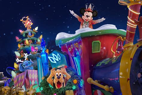 'Disney Dreams of Christmas' Replacing Illuminations, Food Festival Booths Coming to Fantasyland ...