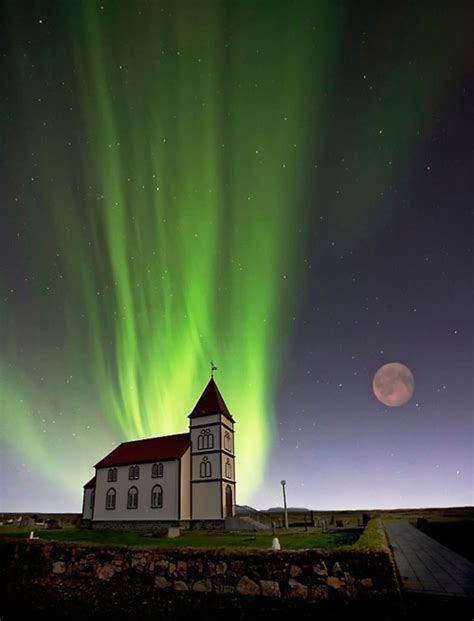 Honeymoon - Northern Lights - Iceland #2056177 - Weddbook