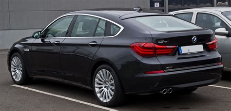 File:BMW 530d xDrive GT Luxury Line (F07, Facelift) – Heckansicht, 7 ...