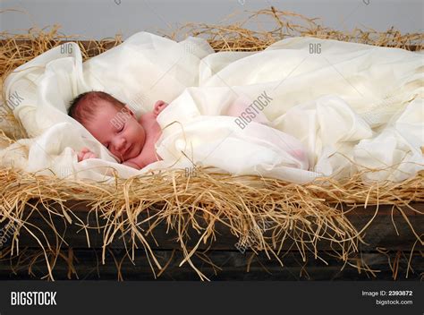 Baby Jesus Manger Image & Photo (Free Trial) | Bigstock