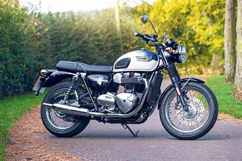 Triumph Bonneville T100 (2017-on) Review | MCN