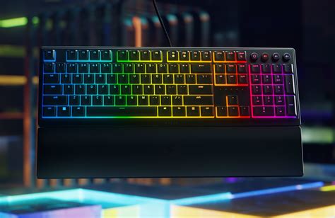 Razer Ornata V3 keyboard series brings the RGB bling and mecha-membrane ...