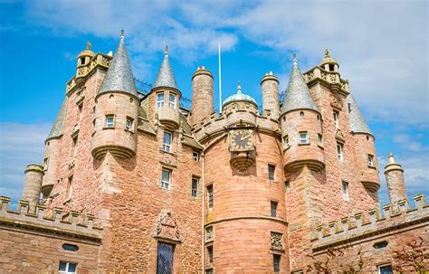 A Journey to the Most Haunted Castles in Scotland: Edinburgh Castle and Culloden Battlefield ...