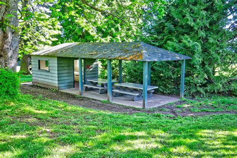 picnic area in Dominion Brook Park – Visitor In Victoria