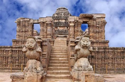 Sun Temple Konark: A Travel Guide | Insight India : A Travel Guide to India