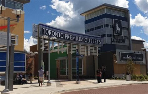 Toronto Premium Outlets