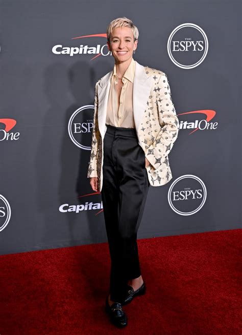 Megan Rapinoe's Blond Hair Color at the ESYPs | POPSUGAR Beauty