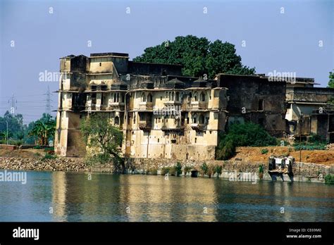 Ruins of Kota fort and banks of river Chambal ; Kota ; Rajasthan ; India Stock Photo - Alamy