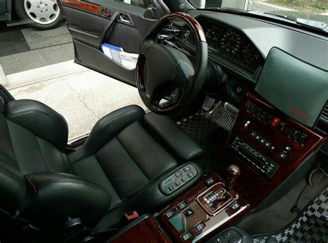 Mercedes-Benz w124 custom made interior | Automobile, Immagini