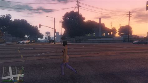 Female walk style for Franklin - GTA5-Mods.com