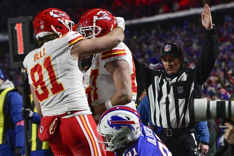 Kelce scores twice and Chiefs beat Bills 27-24 to advance to face ...