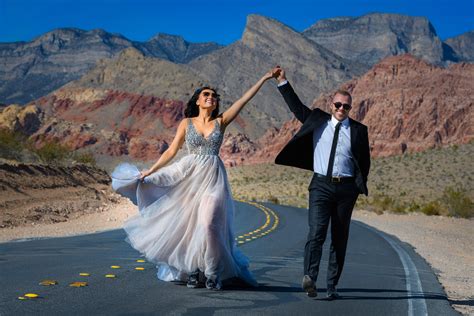 Las Vegas Elopement Photography | Zoltan Photography