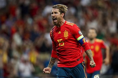 Online crop | HD wallpaper: Soccer, Sergio Ramos, Spain National ...