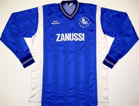 Gillingham 1986-87 Kits