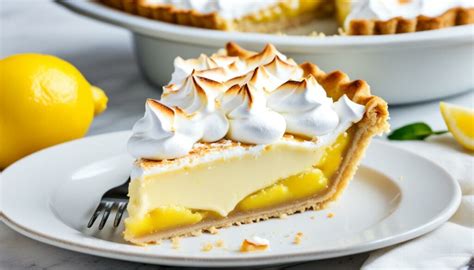 Calorie Count: Lemon Meringue Pie Slice