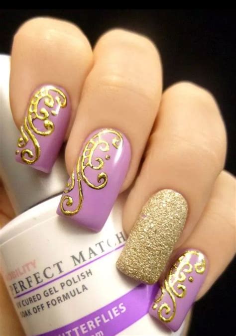 140 Interesting Swirl Nail Art – Body Art Guru