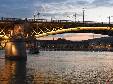 Budapest Margaret Bridge Night BRC | Budapest River Cruise