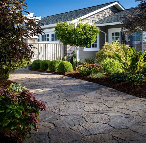 Driveway Pavers: Best Paving Stones, Patterns & Designs for Driveways