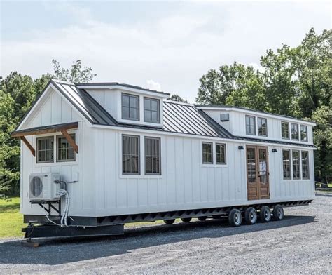 20-ft Long Tiny House with Two Separate Loft Bedrooms