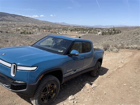 An owner’s Off road adventure with R1T. : Rivian