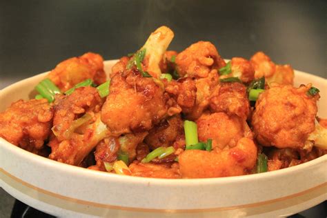 Cauliflower Manchurian - Gobi Manchurian Dry Recipe - CookeryShow.com