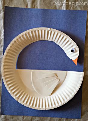 Paper Plate Swan | Fun Family Crafts