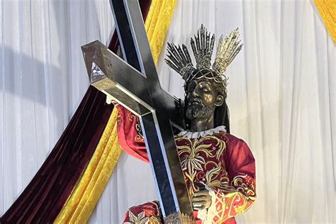 Quiapo priest reveals state of centuries-old Black Nazarene statue ...