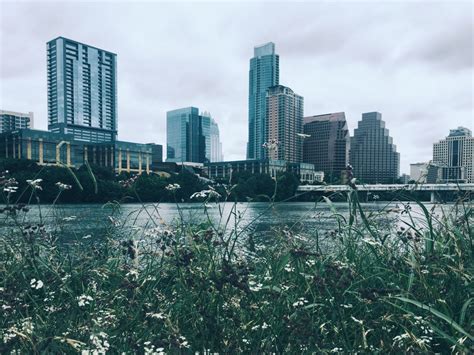 Lady Bird Lake Hike and Bike Trail – Discovering ATX