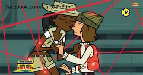 Imagen - Shawn y jasmine beso.png | Drama Total Wiki | FANDOM powered by Wikia