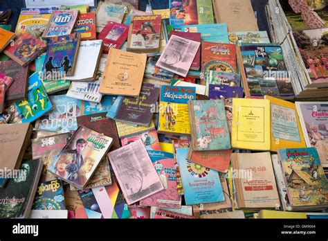 Secondhand Book Stall at Street Market Yangon Myanmar Stock Photo - Alamy