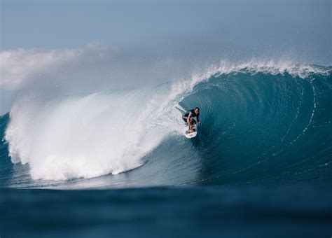 Man Surfing on a Big Wave · Free Stock Photo