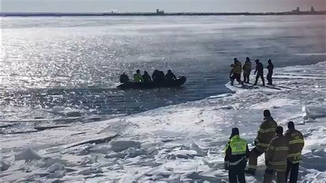 Crews rescue fishers stranded by separated ice on Lake Superior | wusa9.com