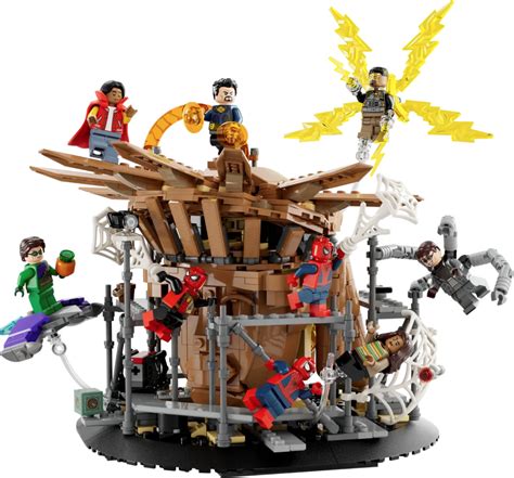 How to fully combine the LEGO Spider-Man: No Way Home sets