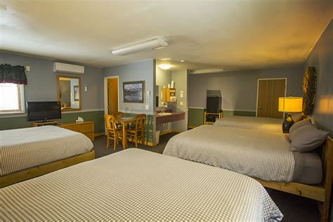 Ely MN Hotels - Adventure Inn in Ely, Minnesota