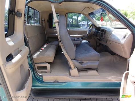 1997 Ford F150 XL Extended Cab interior Photos | GTCarLot.com