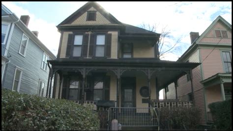 Martin Luther King Jr.'s birth home in Atlanta partially reopens for tours