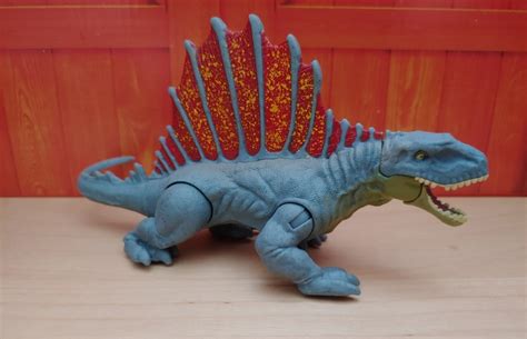 Dimetrodon (Savage Strike)(Jurassic World: Fallen Kingdom by Mattel) | Dinosaur Toy Blog