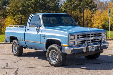 1987 Chevrolet Silverado 4x4 for sale on BaT Auctions - closed on December 8, 2020 (Lot #40,174 ...