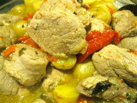What's for dinner: Easy green thai pork curry