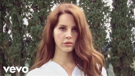 Lana Del Rey Details New Album ‘Lasso’